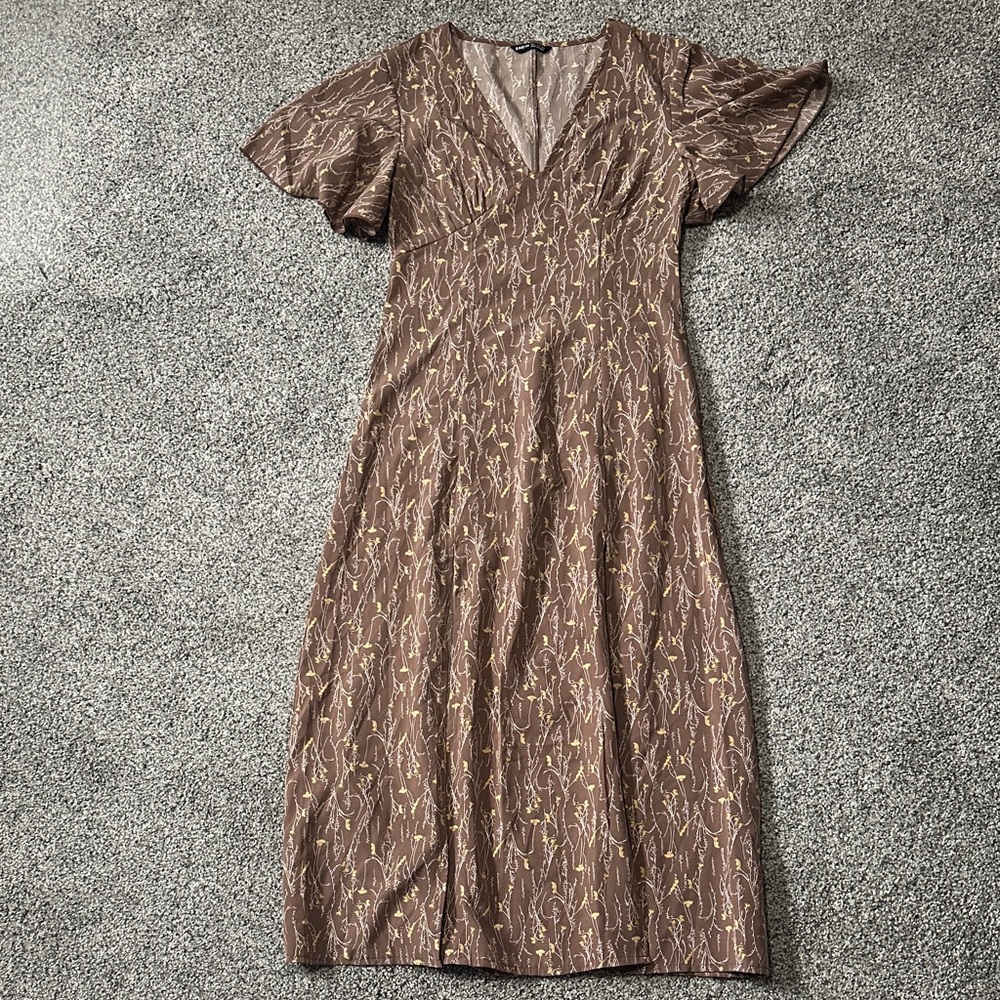 Elegant Brown Patterned Dress
